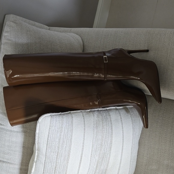 SAINT LAURENT BOOTS - Picture 9 of 15